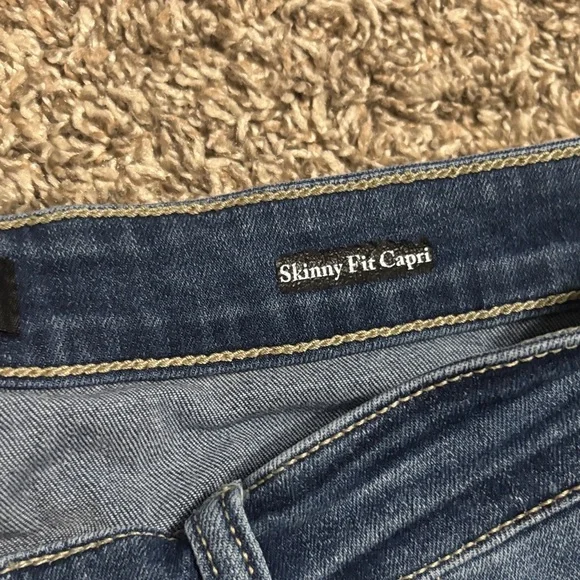 Judy Blue Deep Indigo Cropped Jeans - Picture 5 of 11